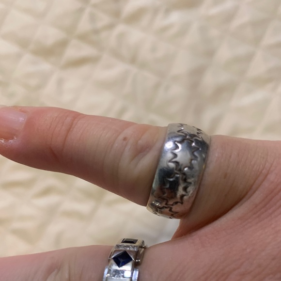 Silver Navajo Style Ring - Size 10 - Picture 4 of 4